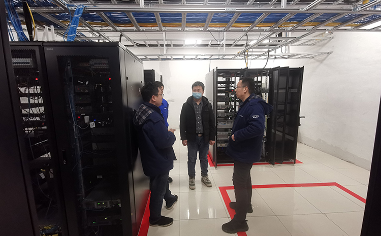 金雞灘煤礦數據機房全氟己酮自動滅火裝置安裝完成！